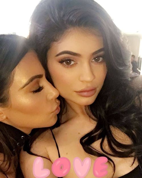 Kim kardashian and kylie jenner lookalike 6