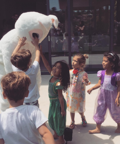 Kim kardashian easter 2