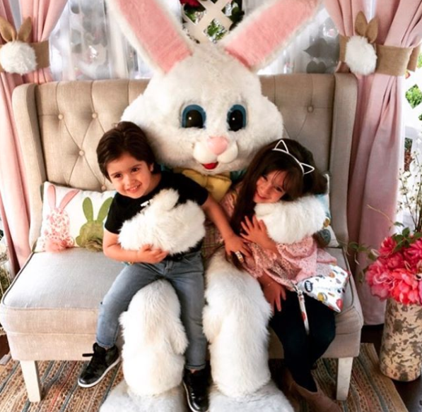 Mario lopez easter