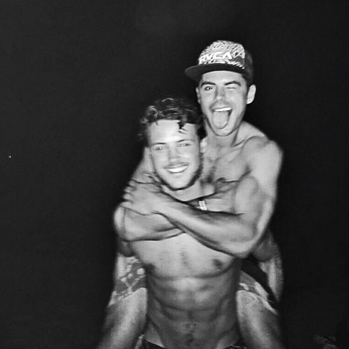 Dylan efron brother