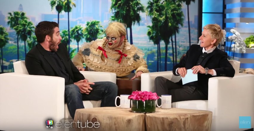 Jake gyllenhaal being scared on ellen
