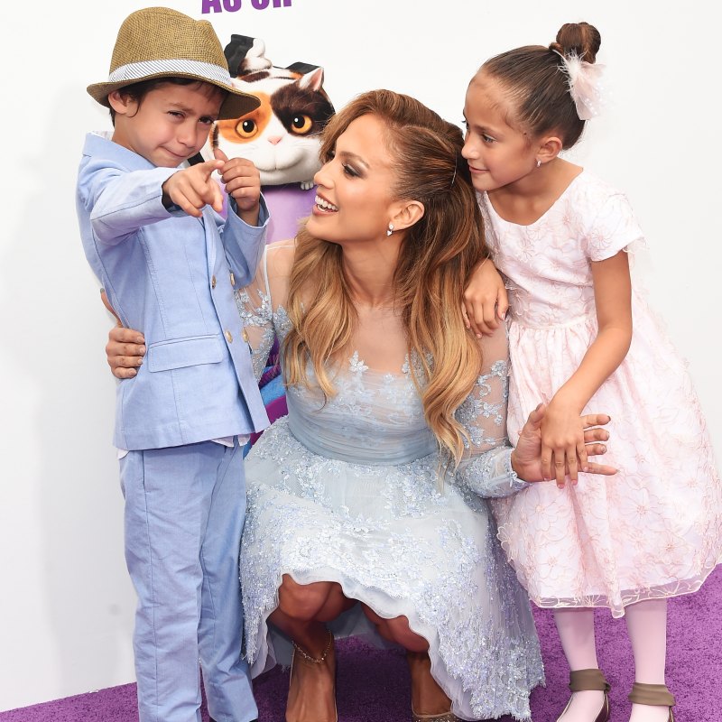 Jennifer lopez twins