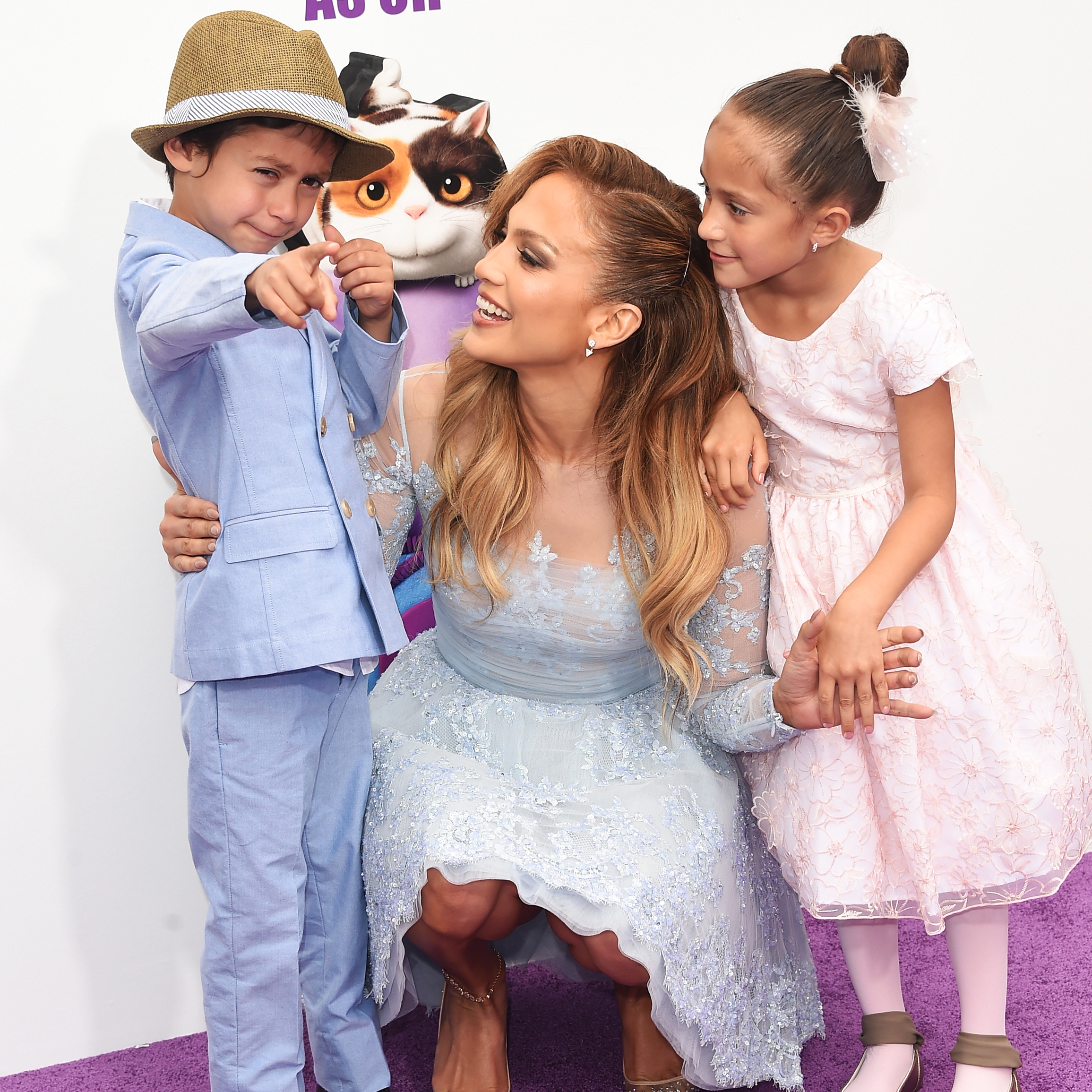 Jennifer lopez twins