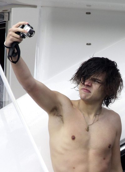 harry styles four nipples - getty