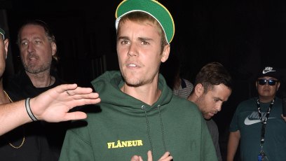 Justin bieber hits photographer