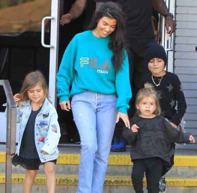 kourtney kardashian kids splash kourtney kardashian kids splash