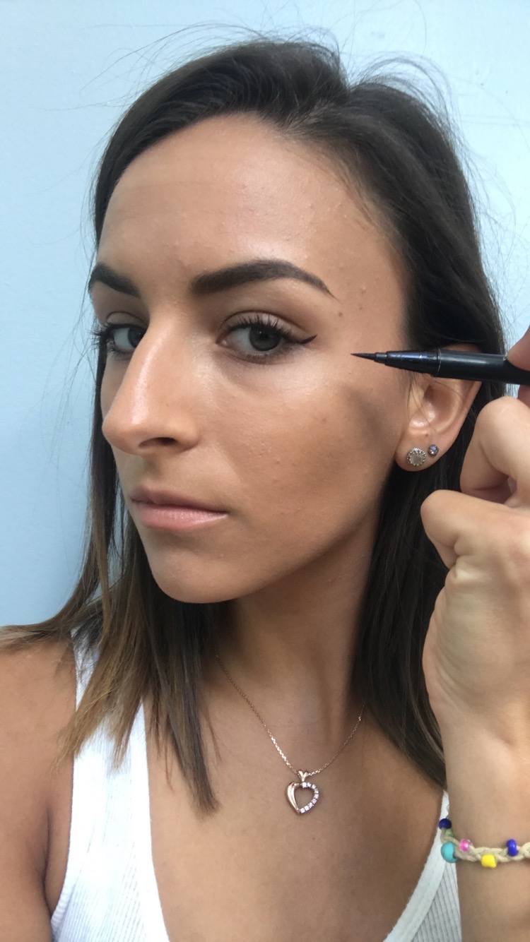 how to do winged eyeliner 3 how to do winged eyeliner 3
