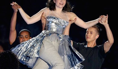 Lorde vmas 2017