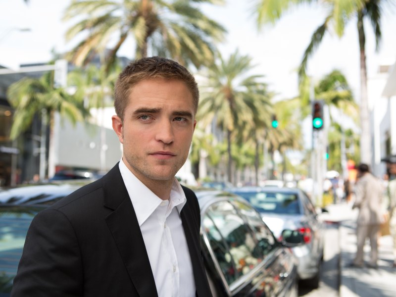 Robert pattinson maps to the stars