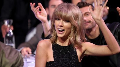 Taylor swift social media break photo