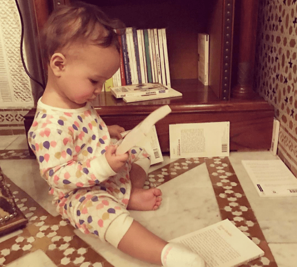 Chrissy teigen john legend luna 10