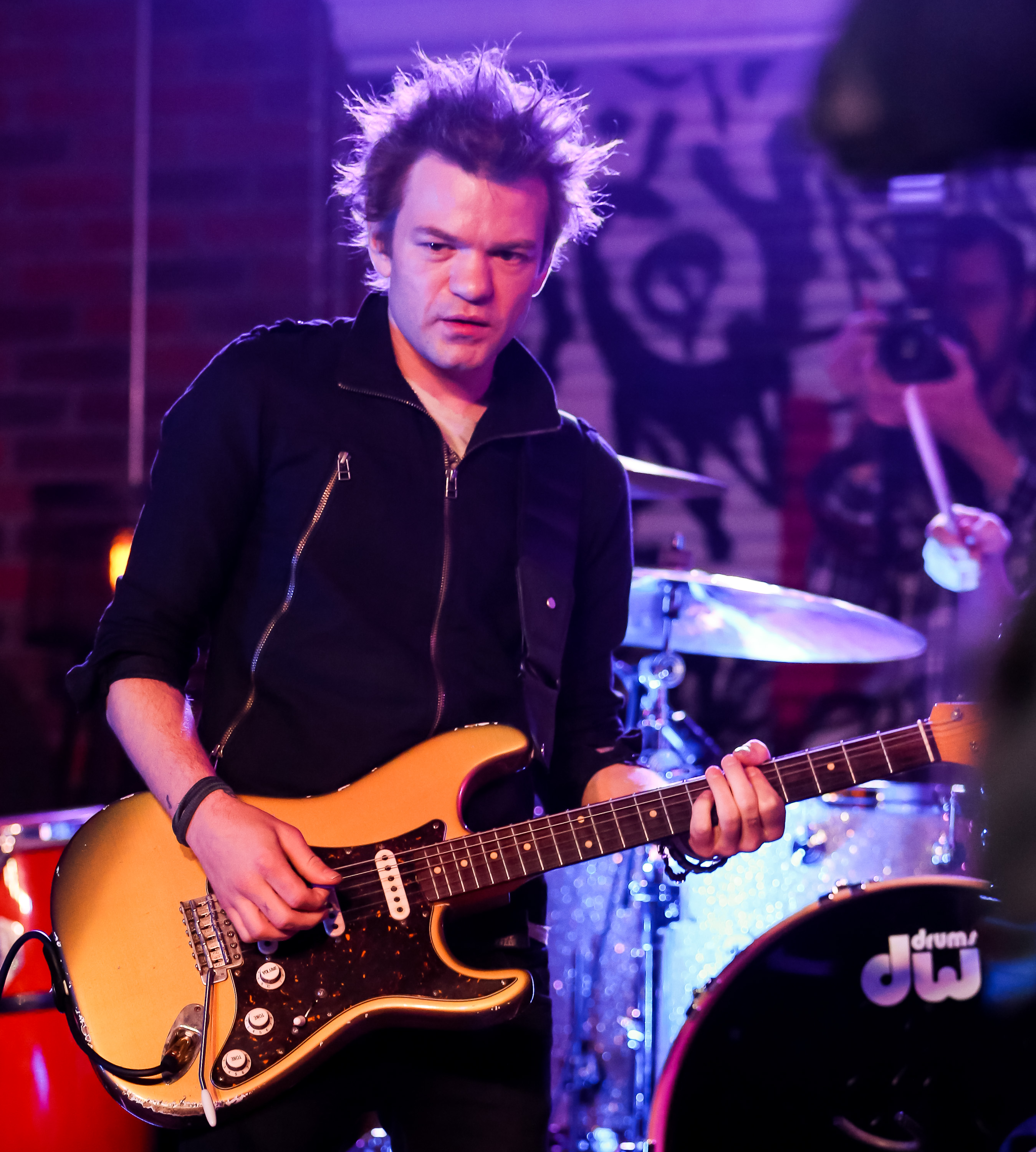Deryck whibley