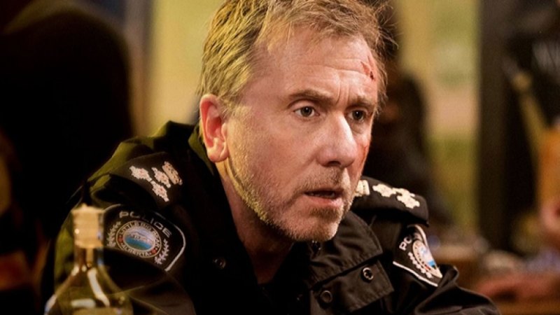Falltv15 tin star