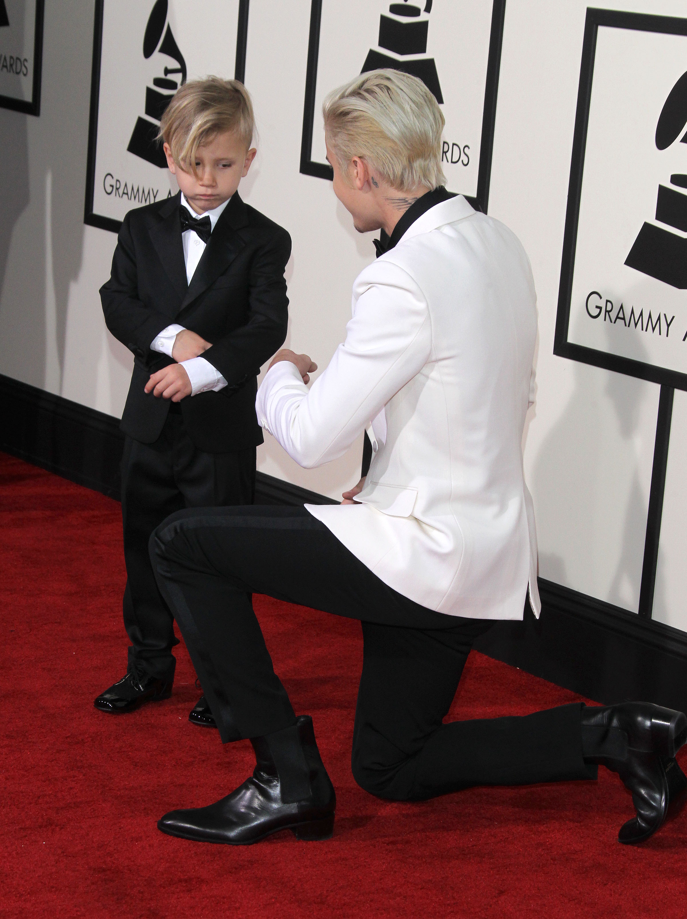 Justin Bieber Oversized Suit Grammys Look Twitter Reactions