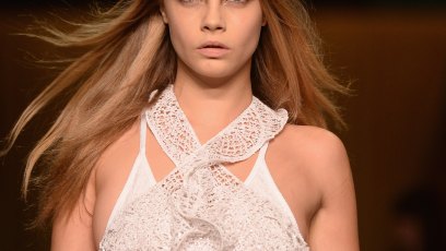 Cara delevingne eyebrows