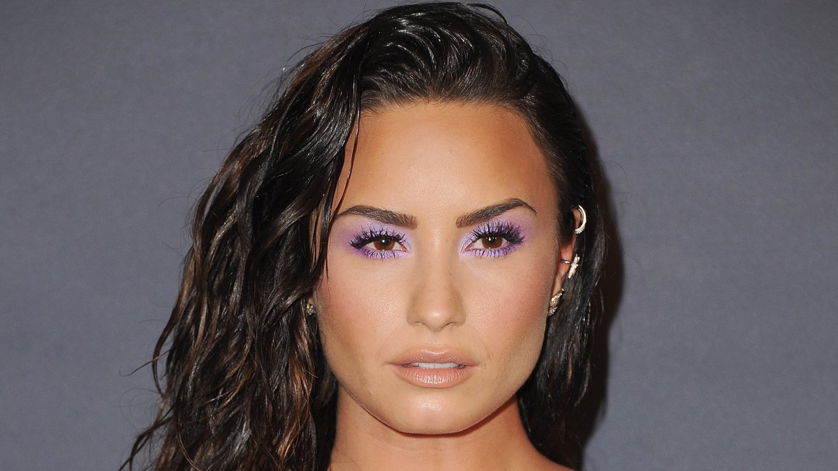 Demi lovato past struggles