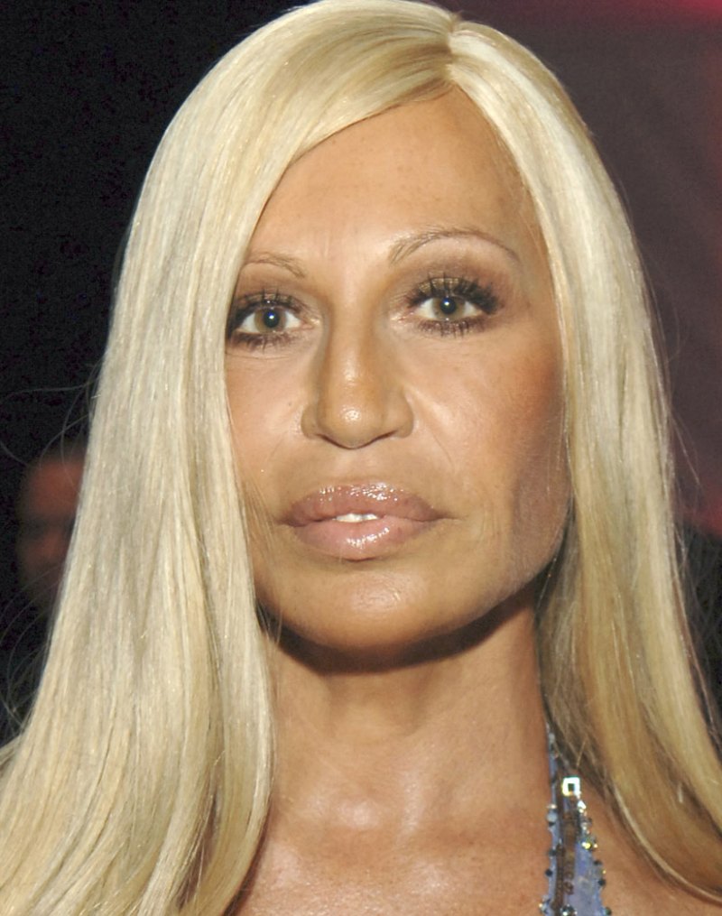 Donatella versace feb 2005