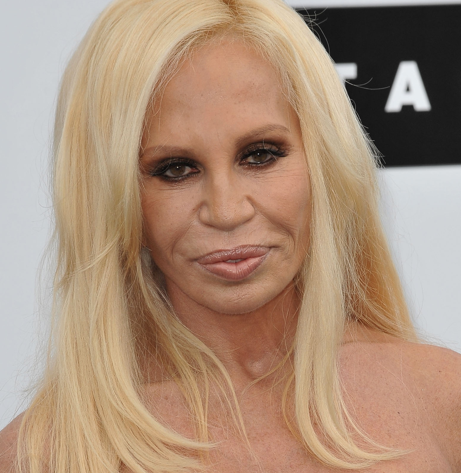 See Donatella Versace's Shocking Transformation Right Before Your Eyes ...