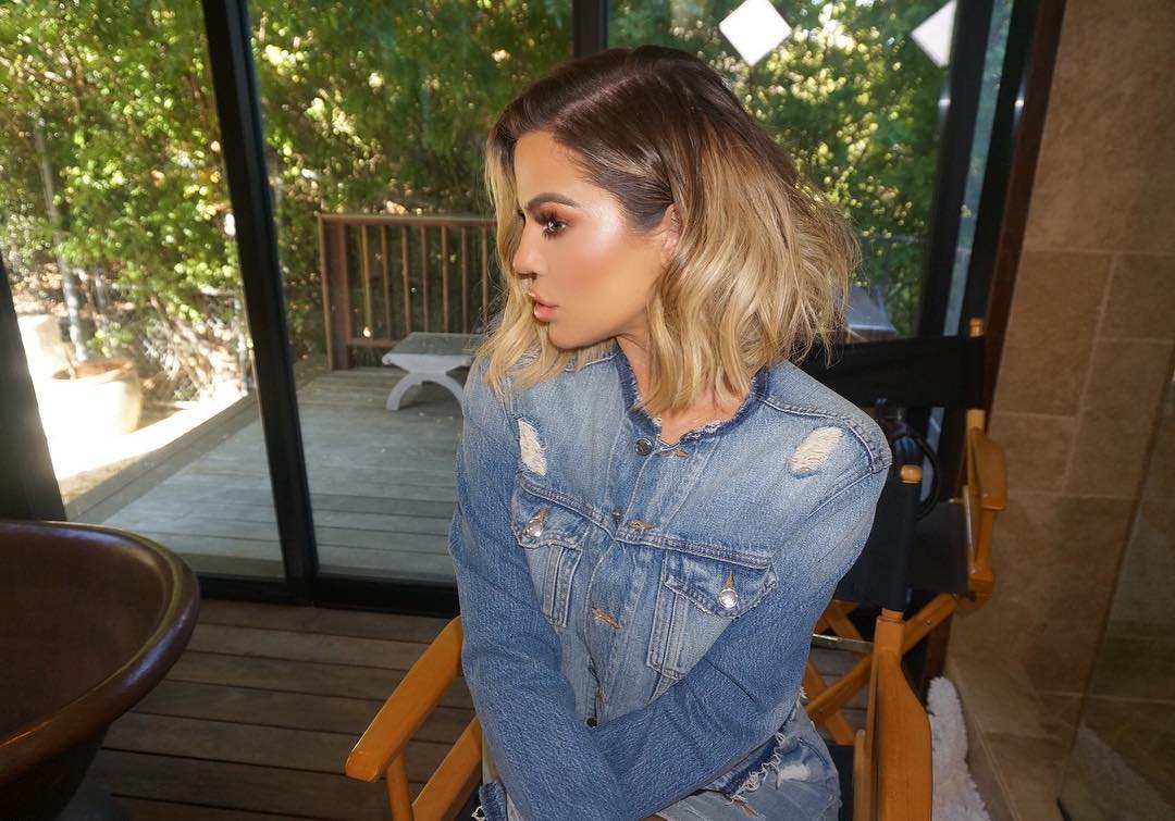 Kardashian and jenner sisters 16