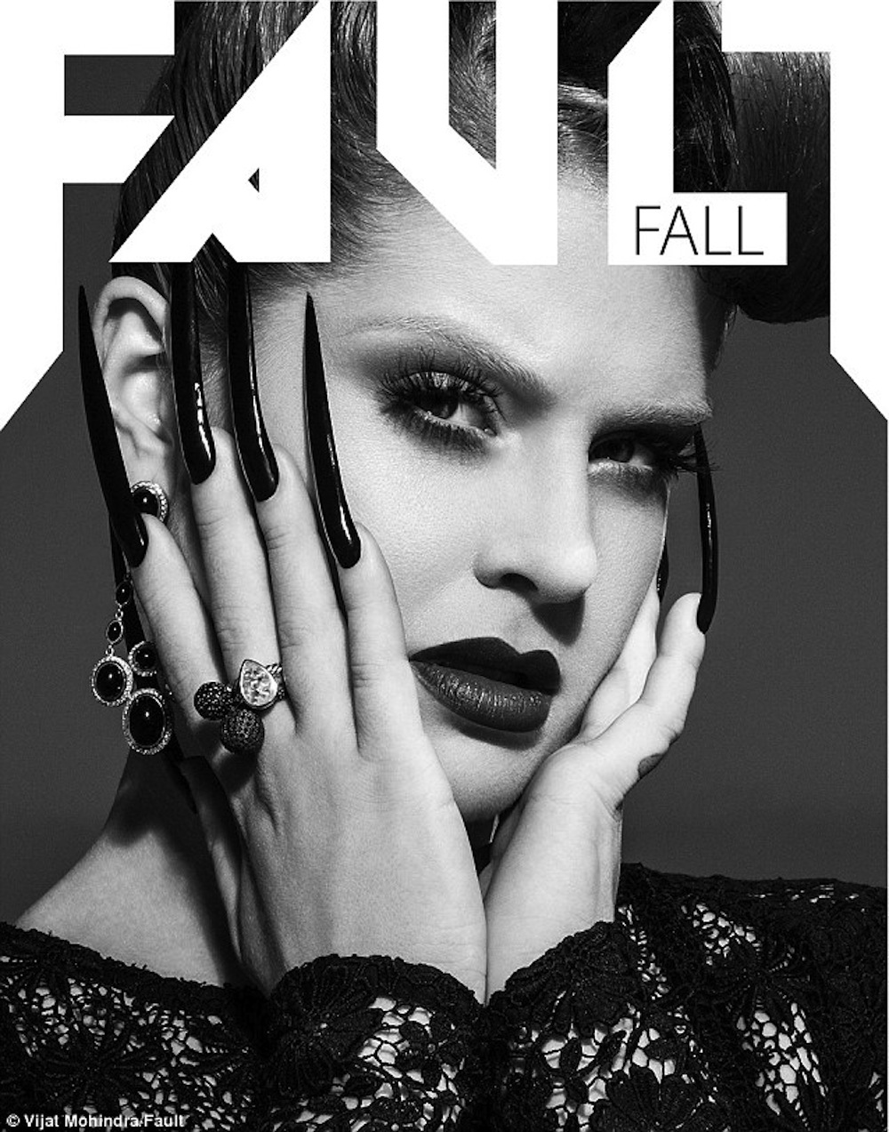 Katy perry bleaches eyebrows miley cyrus 5