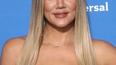 Khloe kardashian baby bump