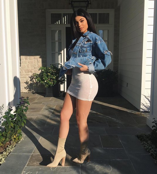 Kylie jenner pregnant instagram