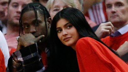 Kylie jenner travis scott pregnant relationship