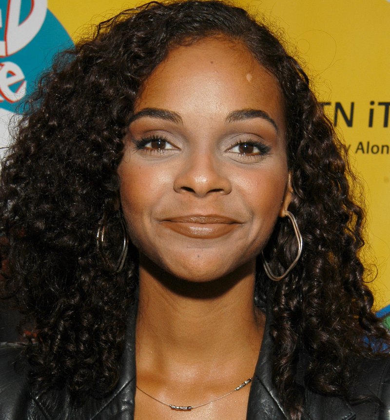 Lark voorhies sept 2003