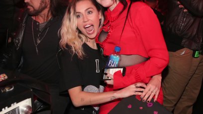 Miley cyrus noah cyrus