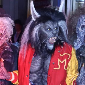Heidi klum thriller werewolf