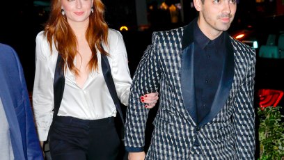 Joe jonas engagement party sophie turner