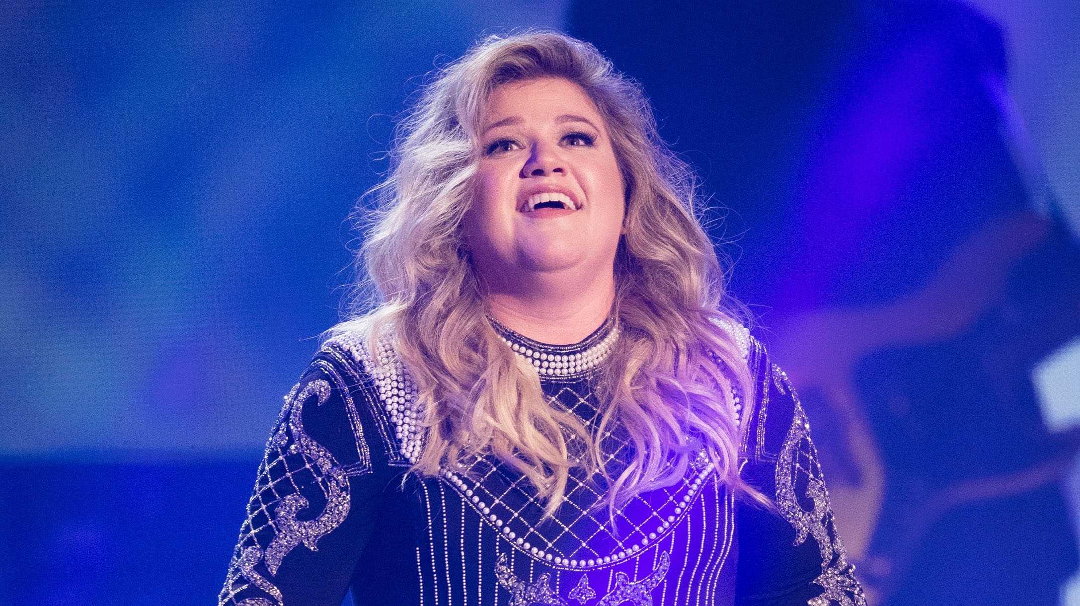 Kelly Clarkson Thin First American Idol Winner Was Suicidal