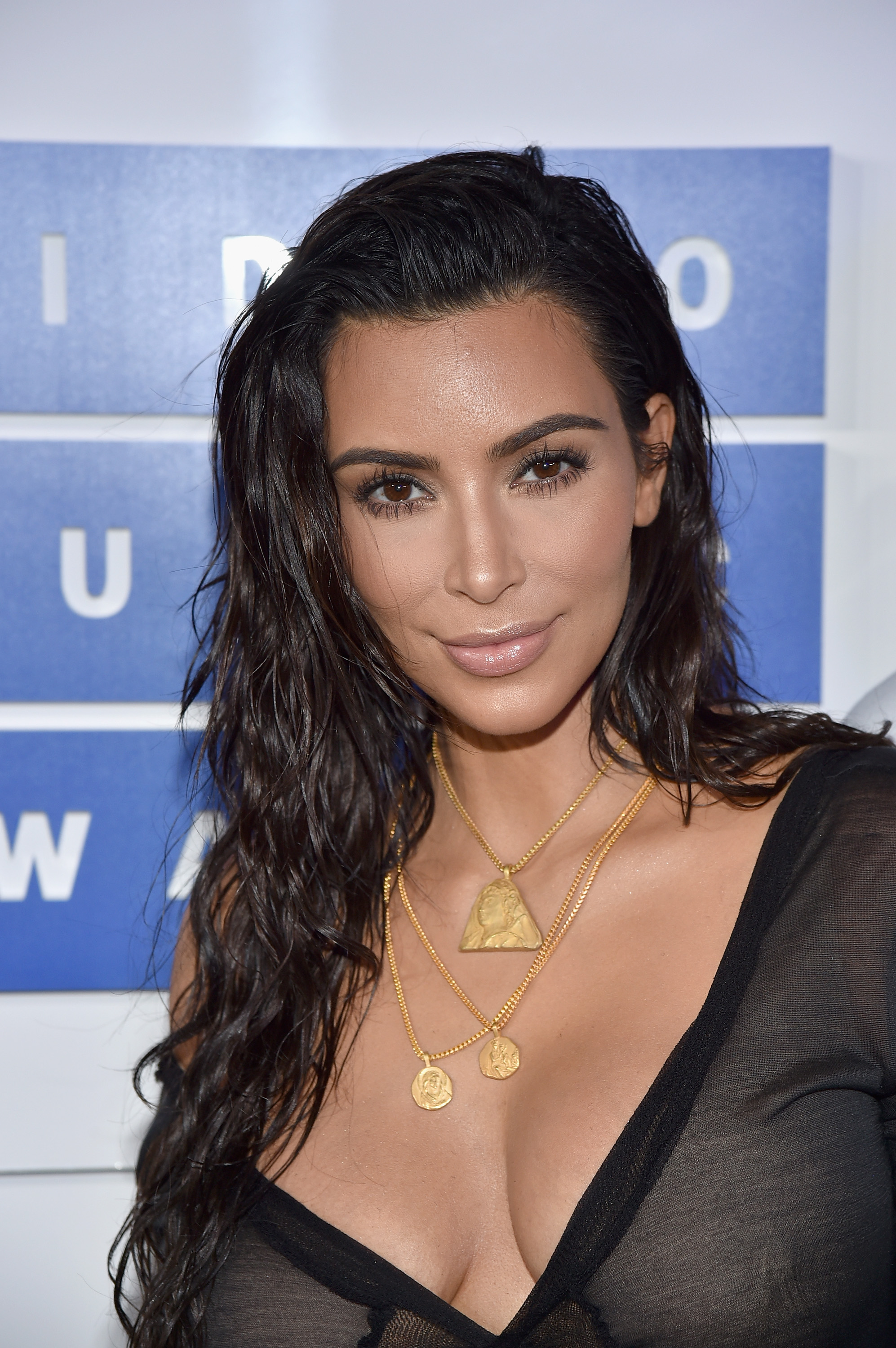 Kim Kardashian Cumshot Porn - Kardashian Facial Expressions Now Decoded For Your Convenience