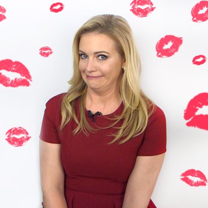Melissa joan hart kiss costar
