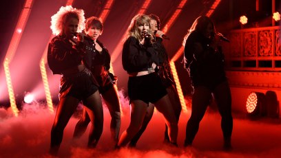 Taylor swift weight gain snl