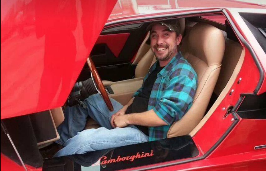 What happened tickle moonshiners