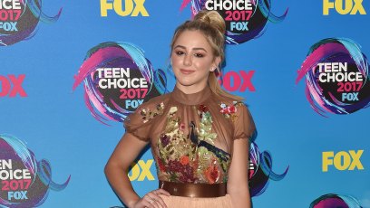 Chloe lukasiak dance moms maddie ziegler feud