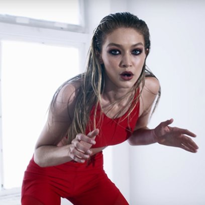 Gigi hadid shows armpit hair