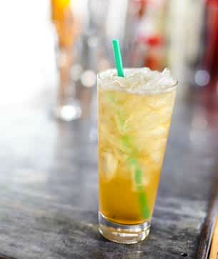 Iced green tea