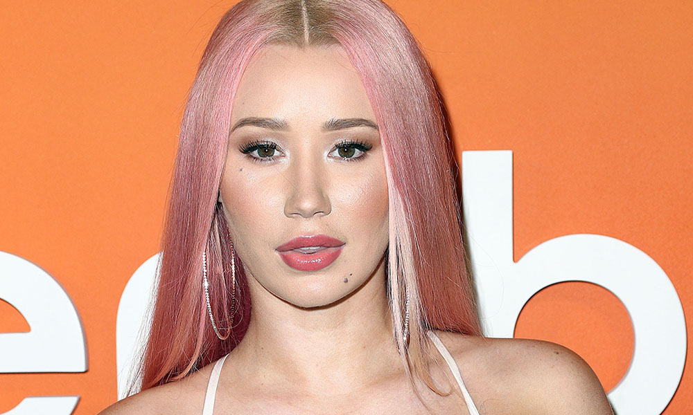 Iggy azalea curves