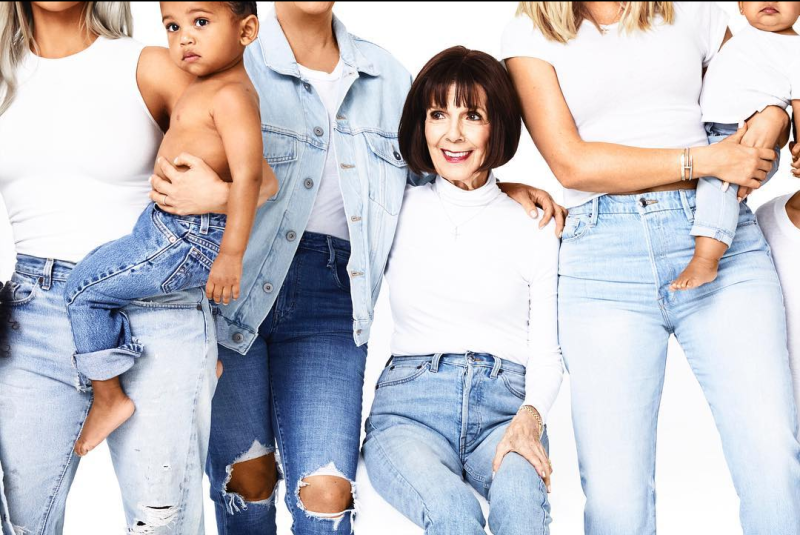 Kardashian chrismtas 20