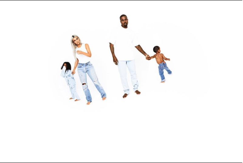 Kardashian christmas 16
