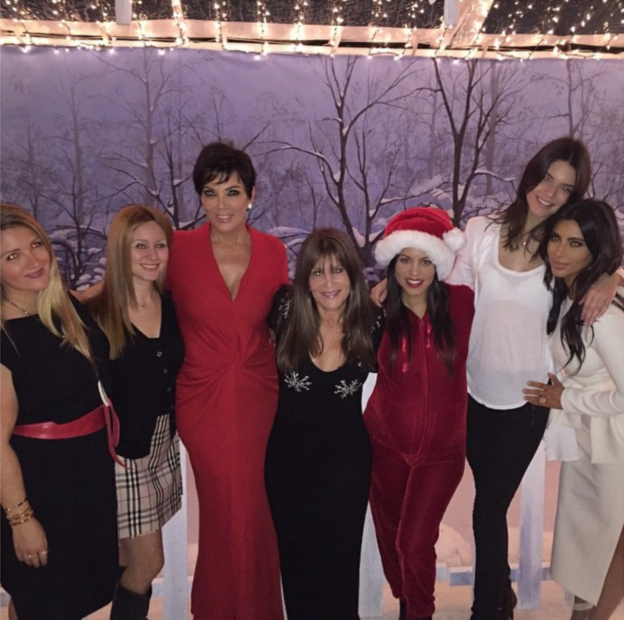 Kardashian Christmas Pictures Funny, Awkward Holiday Throwbacks