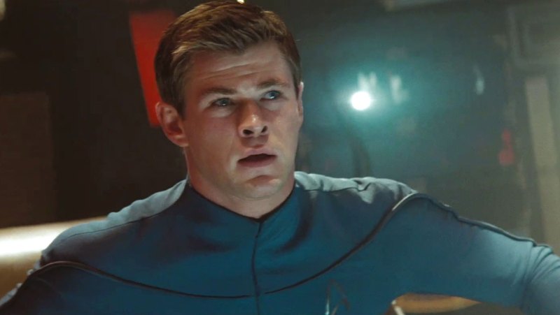 Chris hemsworth star trek