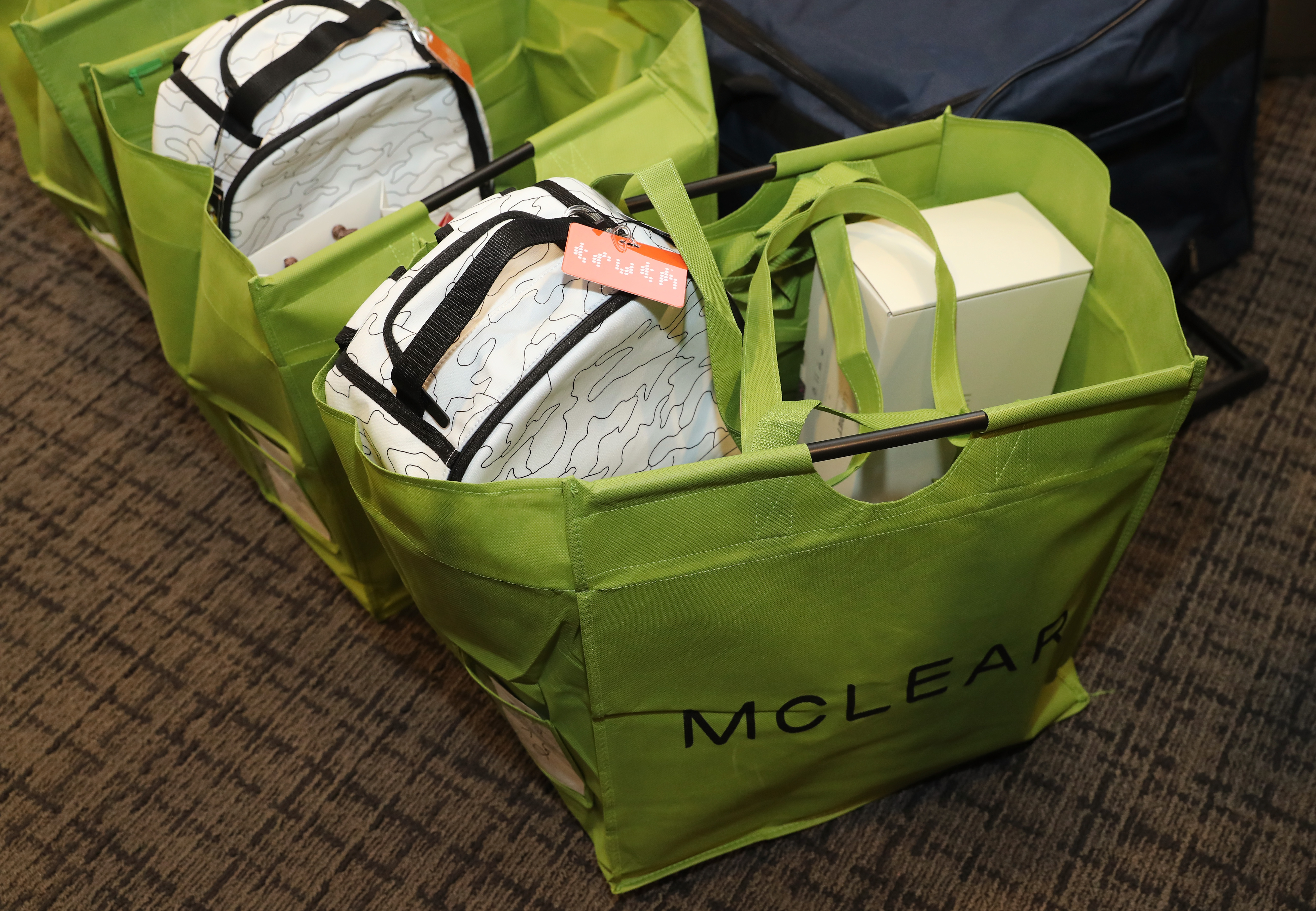 Grammys official gift bag lounge 2018 win it wednesday