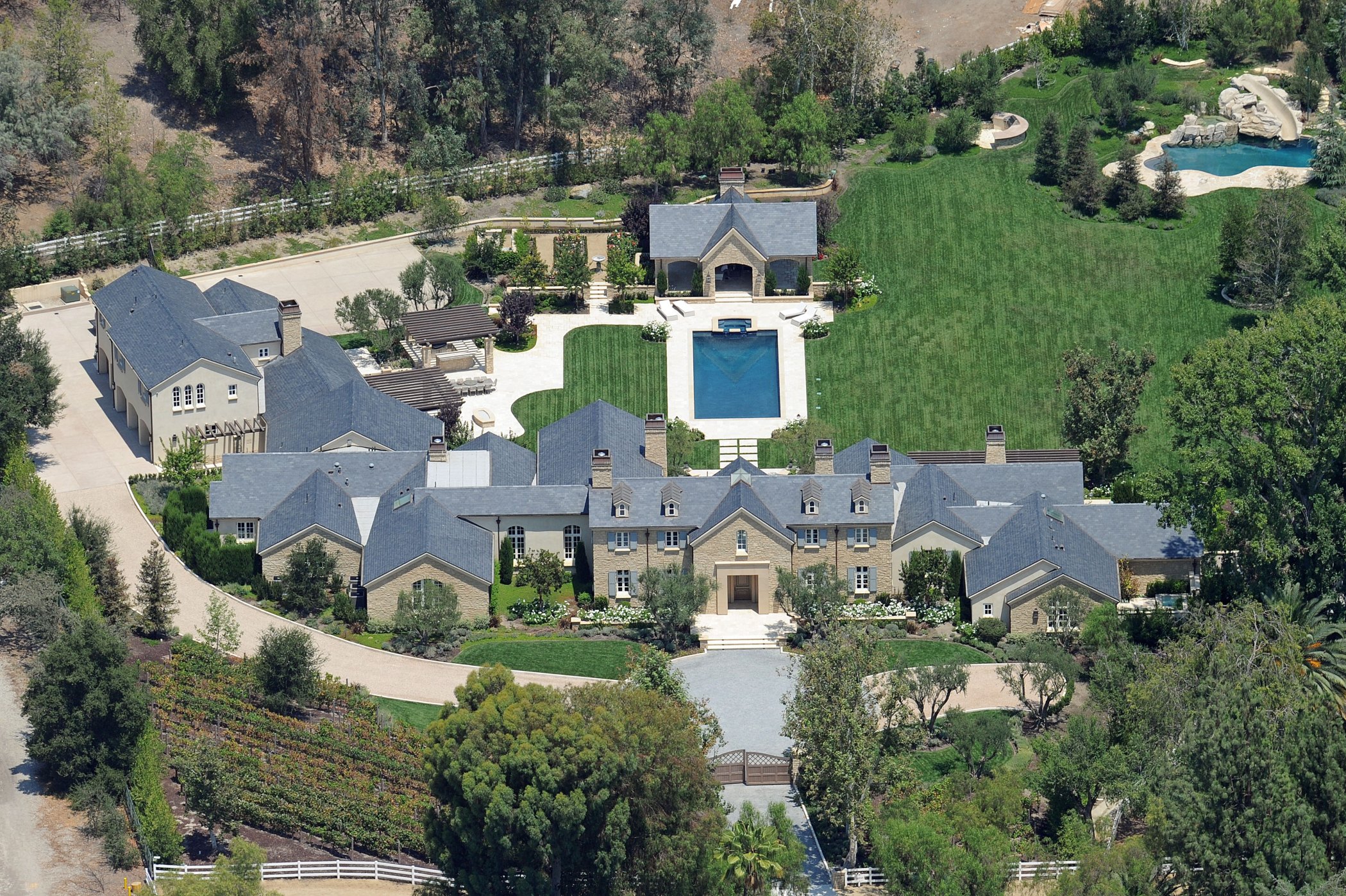 Where Do the Kardashians Live? A Map of Where They're Located | Life