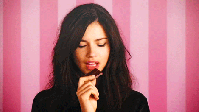 Adriana lima chocolate