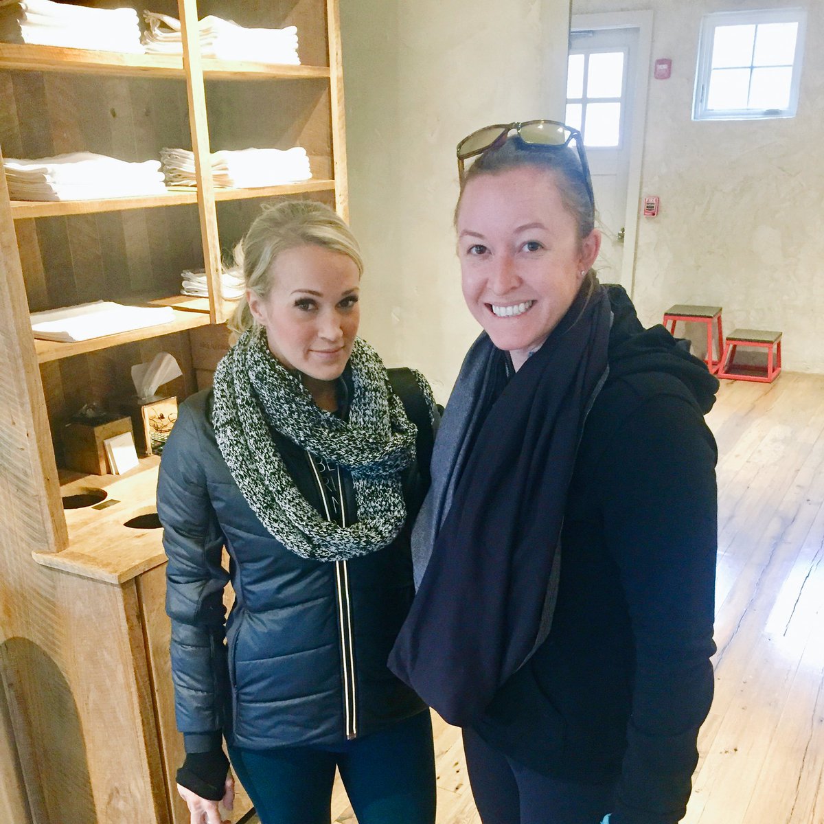 carrie underwood scar