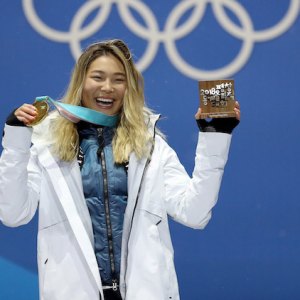 Chloe kim dad sign