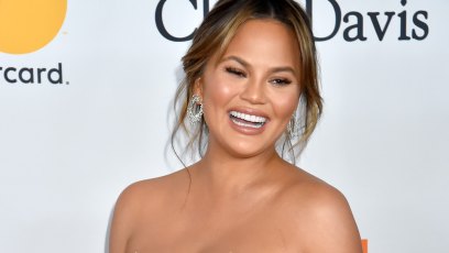 Chrissy teigen salad